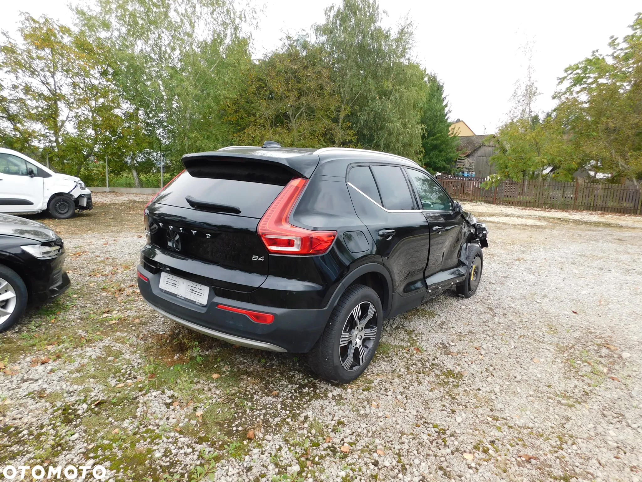 Volvo XC 40 B4 AWD Plus Bright - 3