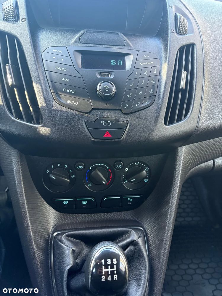 Ford Transit Connect - 16