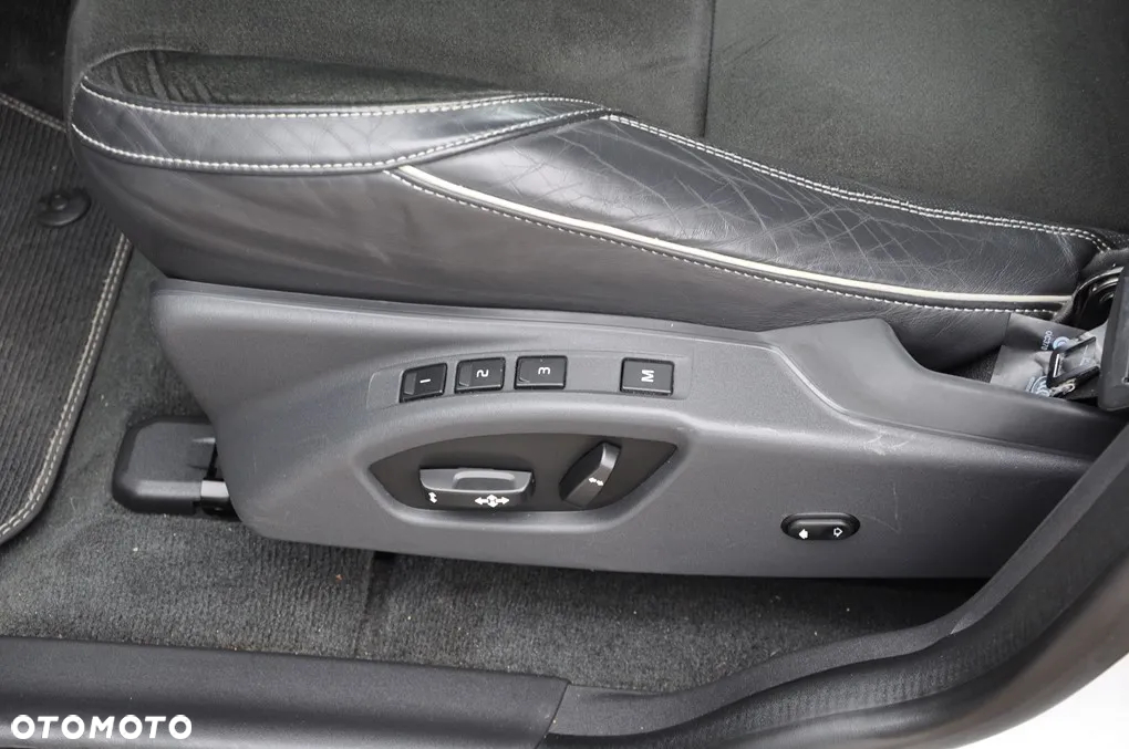 Volvo XC 60 - 31
