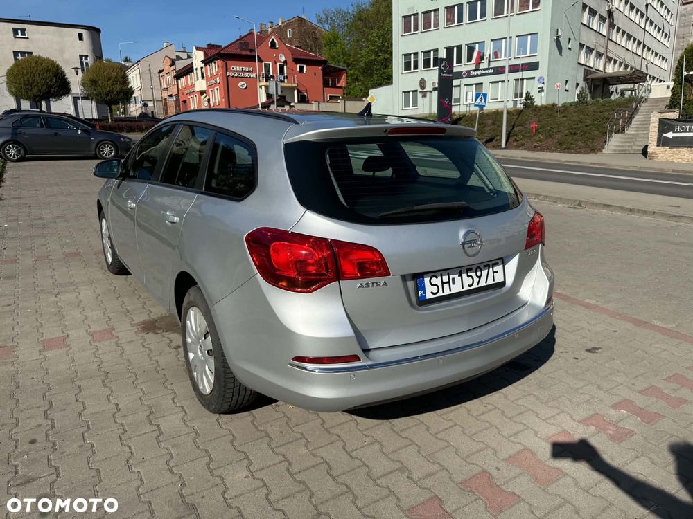 Opel Astra 1.4 T Enjoy - 13