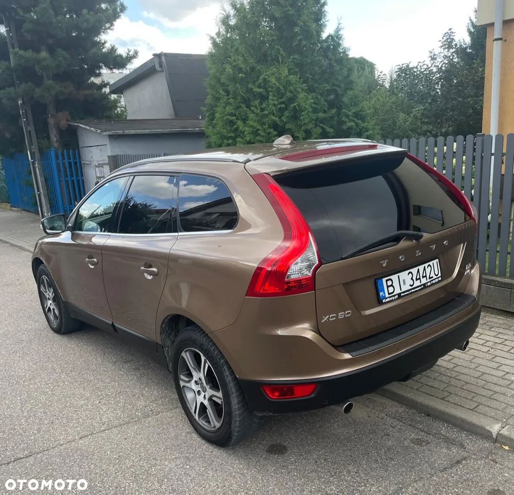 Volvo XC 60 D5 AWD Summum - 6