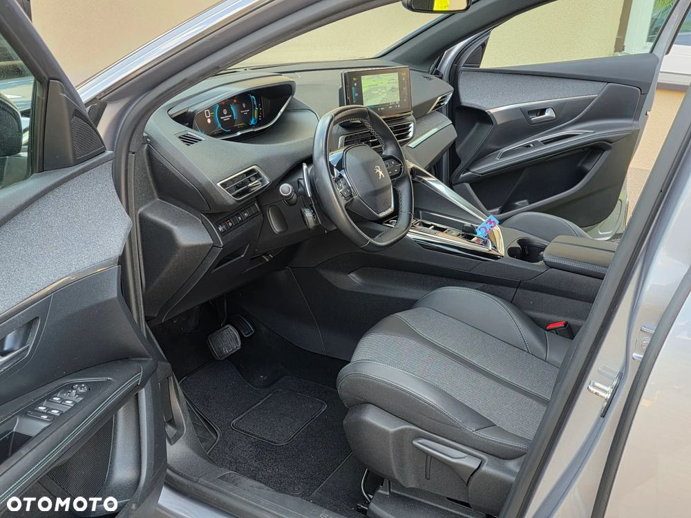 Peugeot 3008 1.6 PureTech Hybrid4 PHEV Allure S&S EAT8 - 20