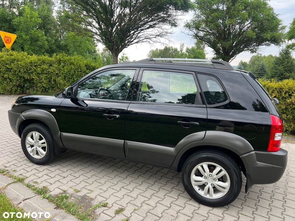 Hyundai Tucson 2.0 CRDi 2WD GLS - 10