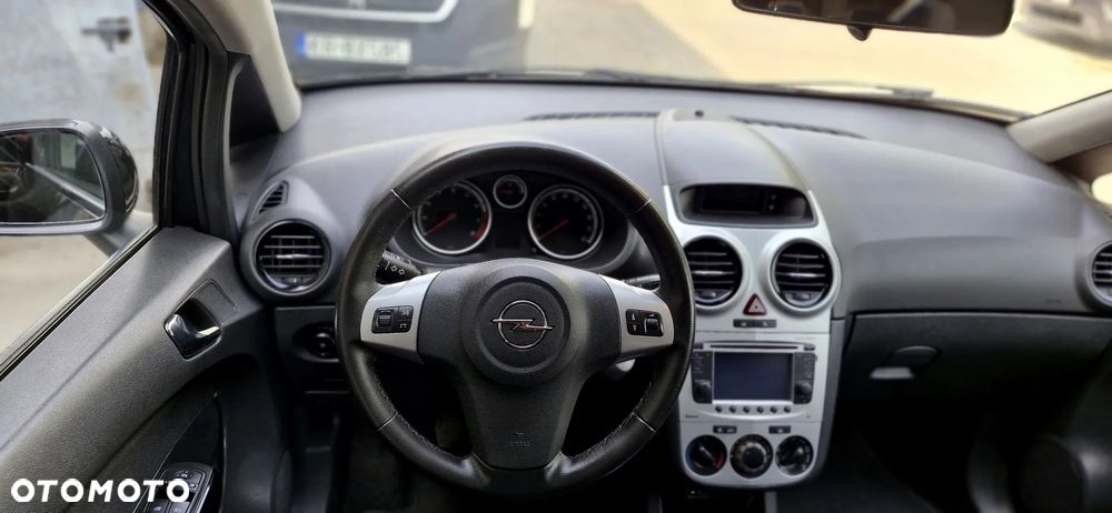 Opel Corsa 1.4 16V Color Edition - 21