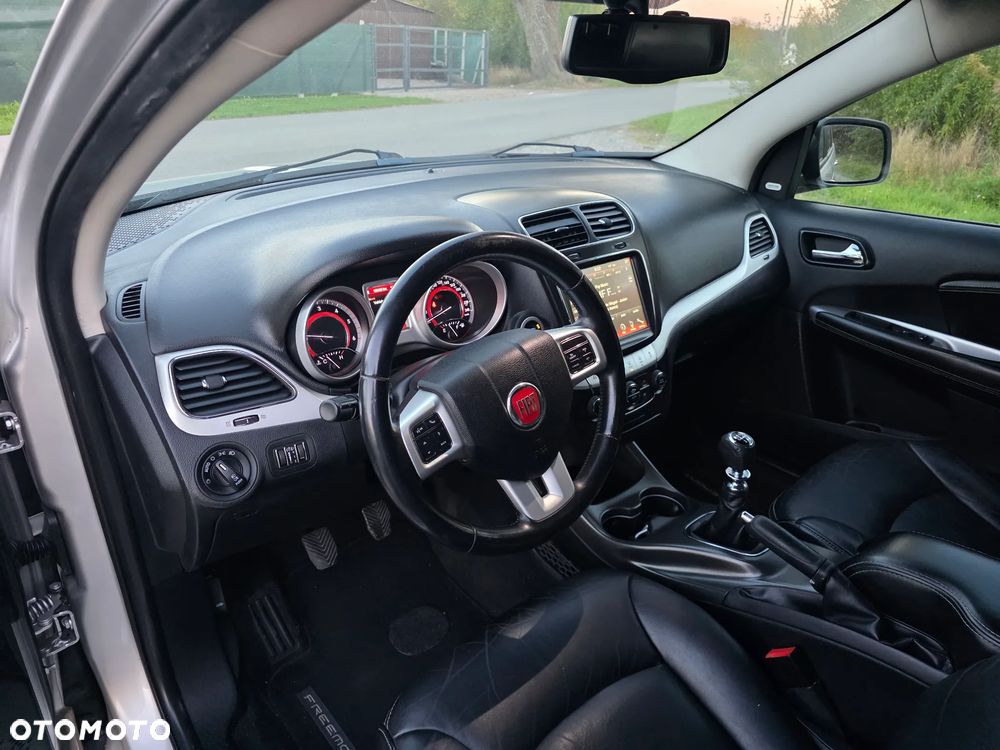 Fiat Freemont 2.0 Multijet Lounge - 17