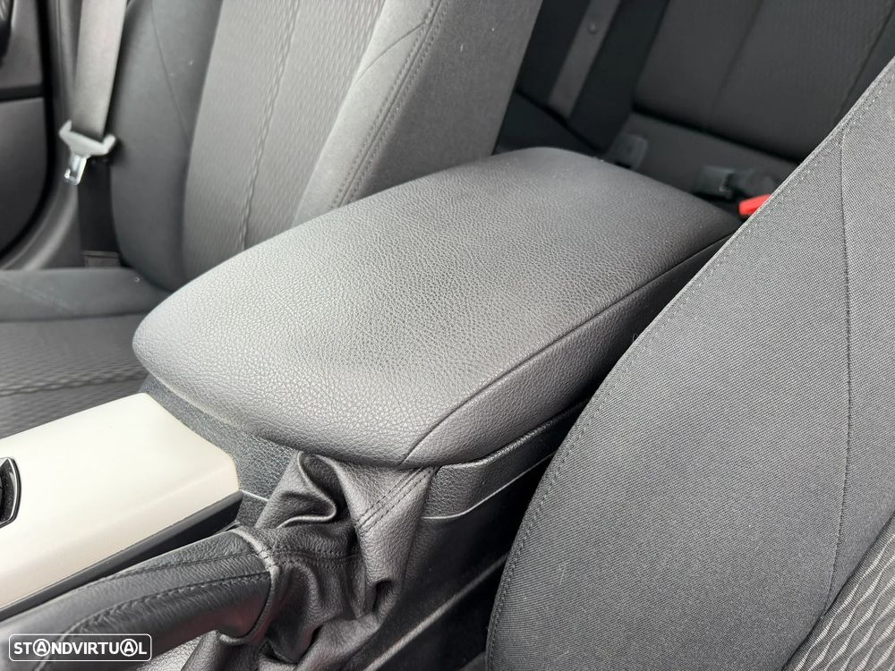 BMW 118 i Sport Line - 22