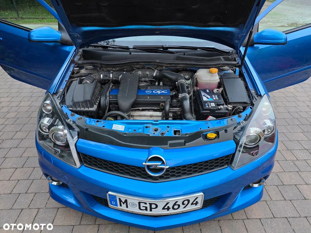 Opel Astra OPC - 22