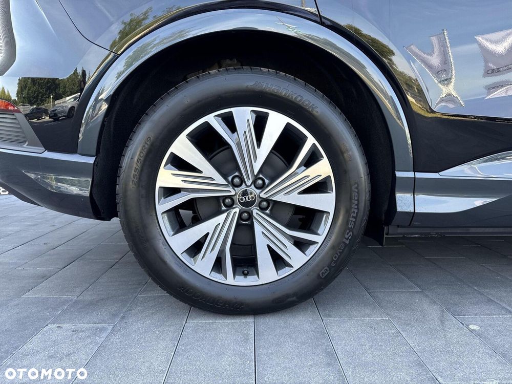 Audi Q4 e-tron - 19