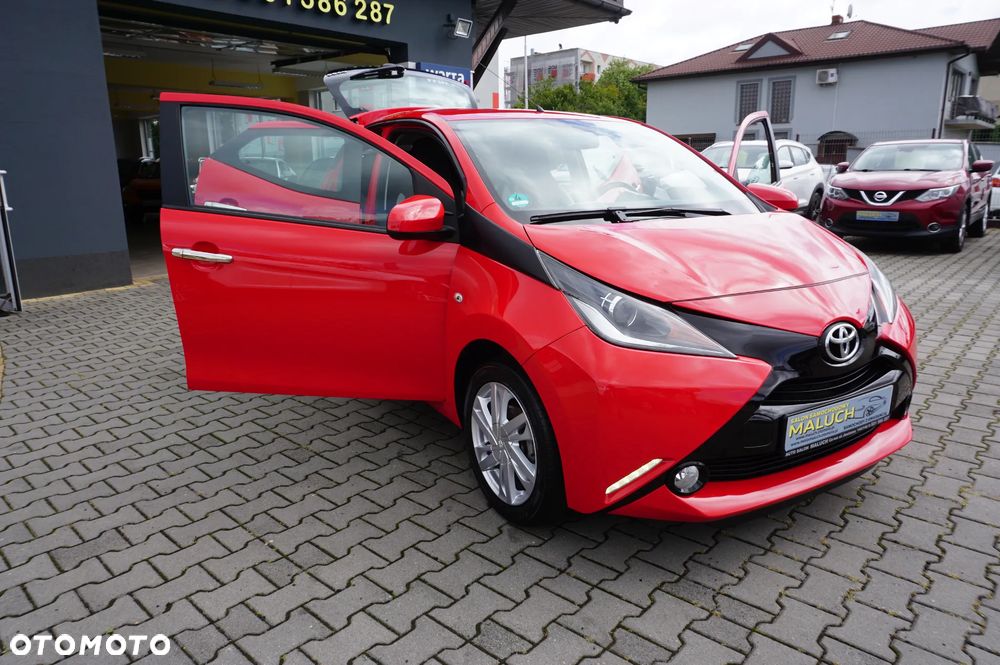 Toyota Aygo x-play Edition-S - 13