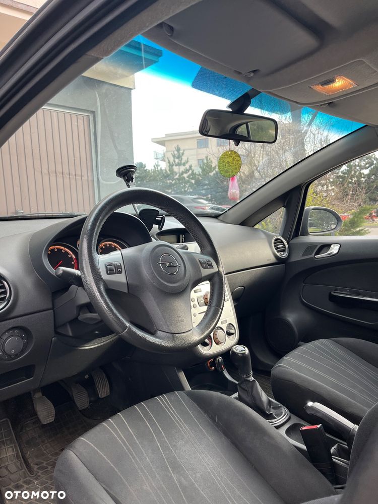 Opel Corsa - 9