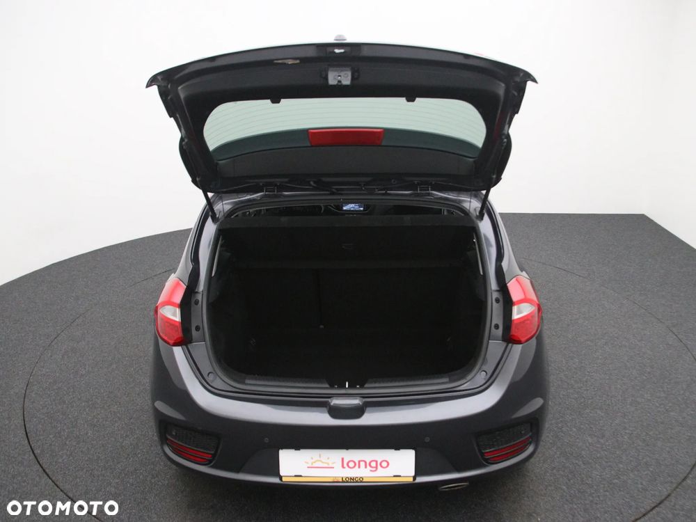 Kia Ceed 1.6 CRDi L Business Line - 16