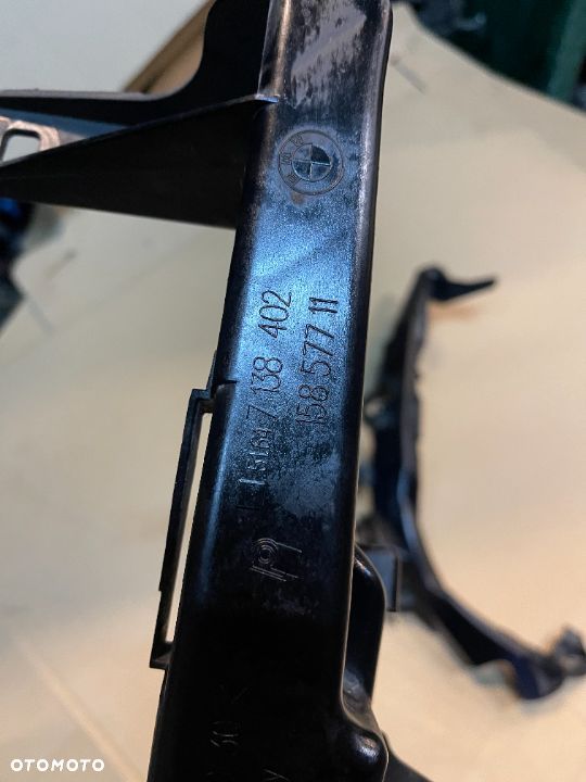 Uchwyty lamp przednich mocowanie komplet ślizgi Bmw e90 e91 lift - 2
