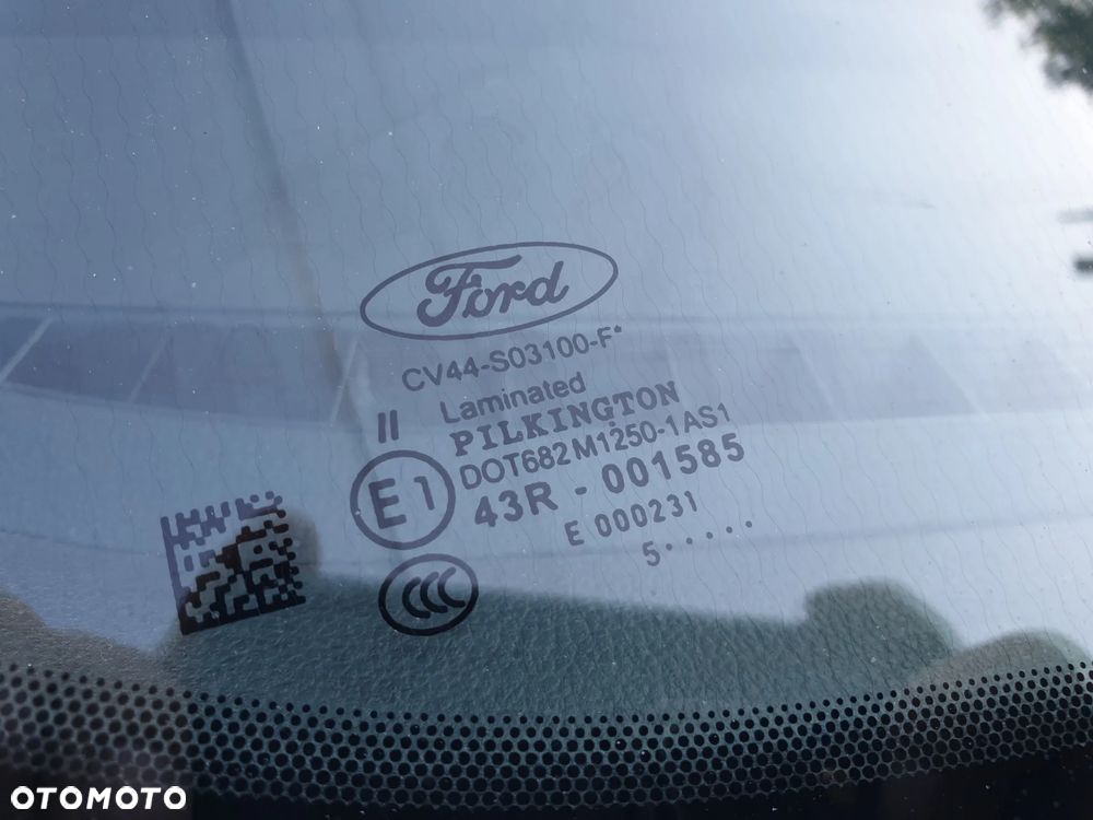 Ford Kuga 2.0 TDCi 4x4 Titanium - 41