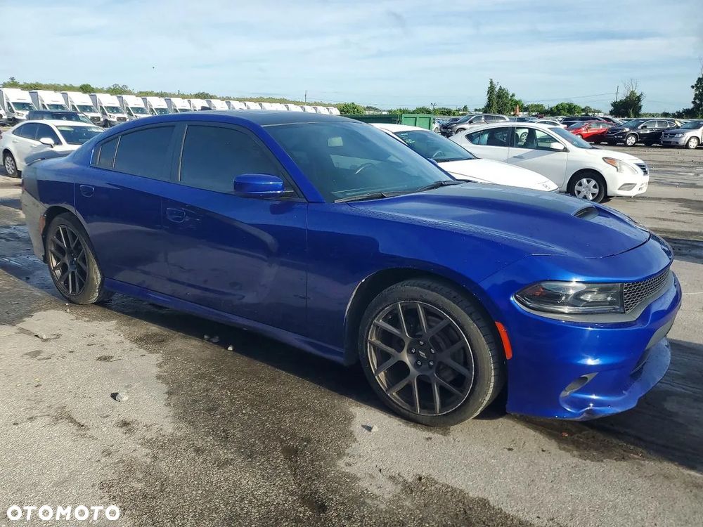 Dodge Charger 5.7 R/T - 2