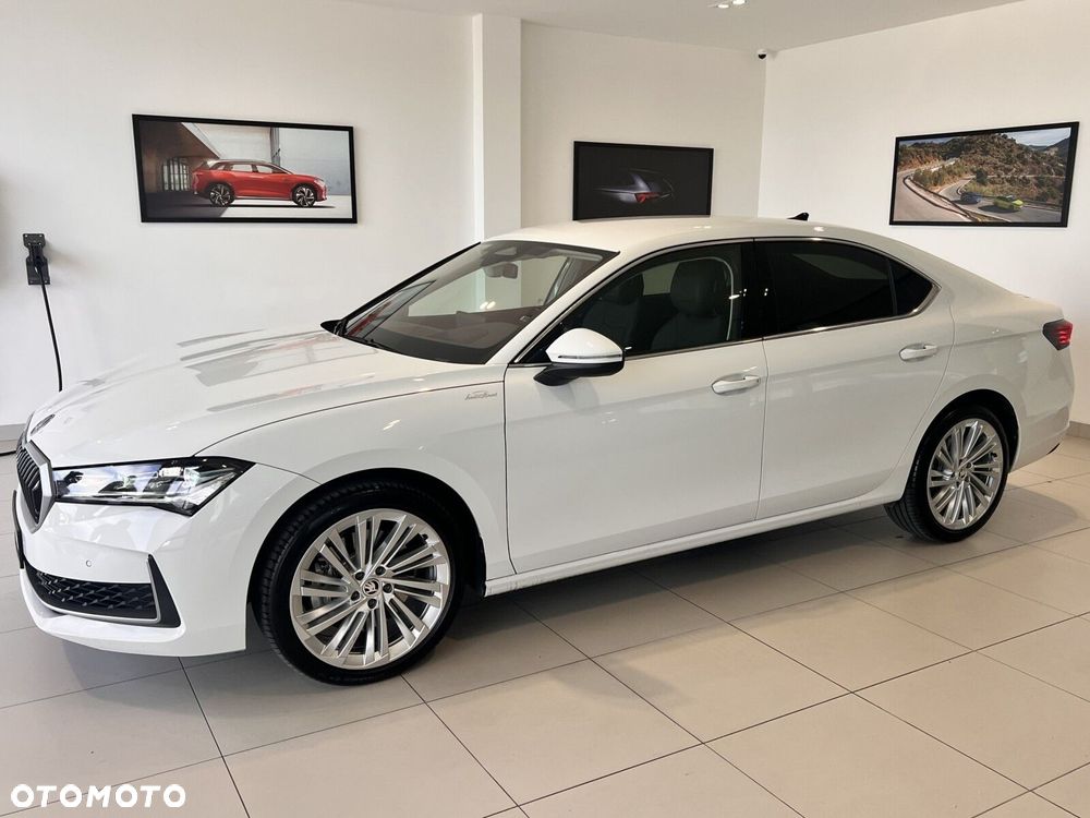 Skoda Superb 2.0 TSI 4x4 L&K DSG - 2