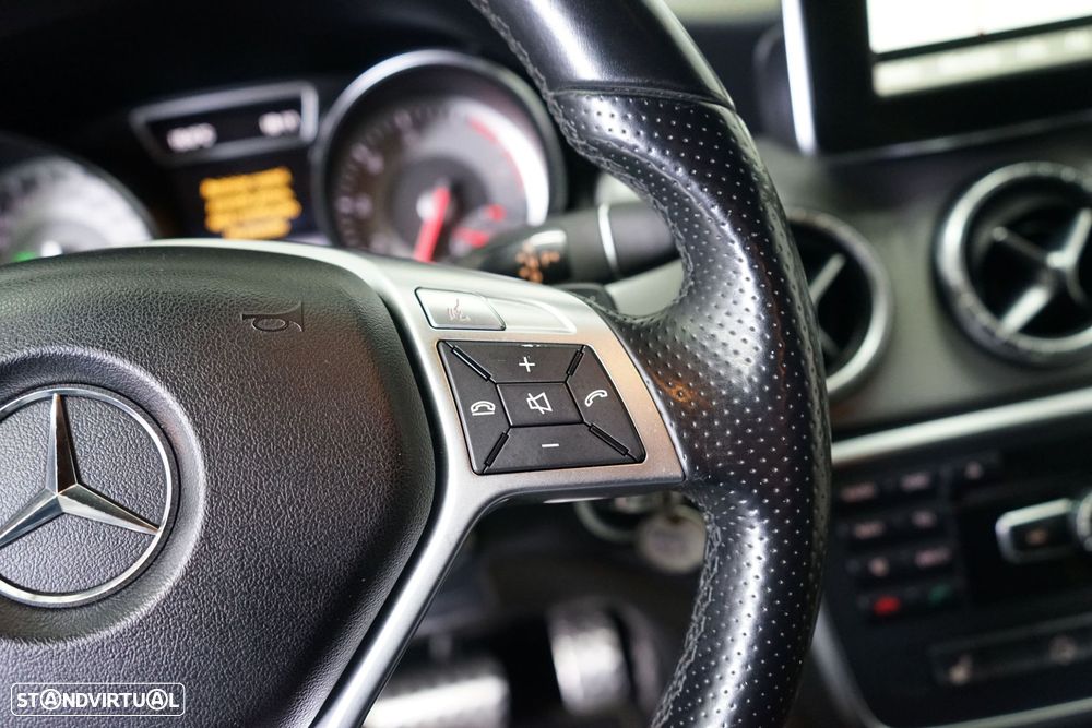 Mercedes-Benz CLA 200 AMG Line Aut. - 21