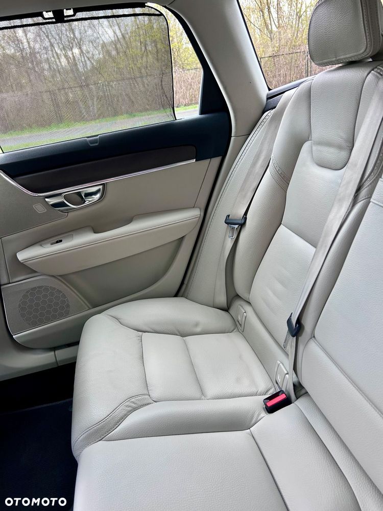 Volvo V90 Cross Country D4 AWD - 11