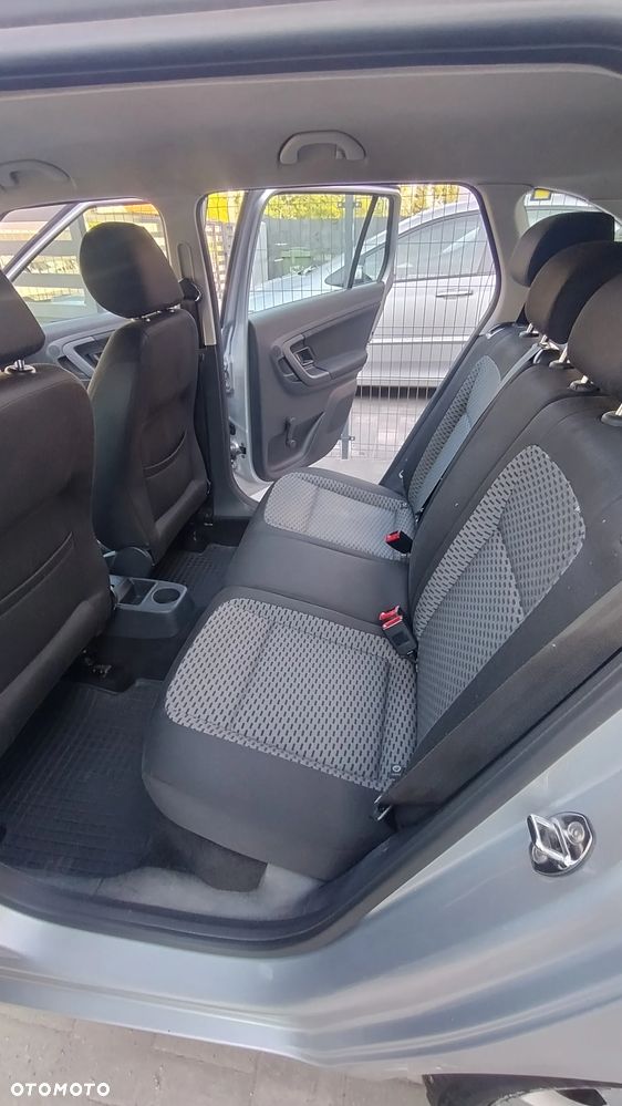 Skoda Fabia 1.6 TDI DPF Ambition - 10