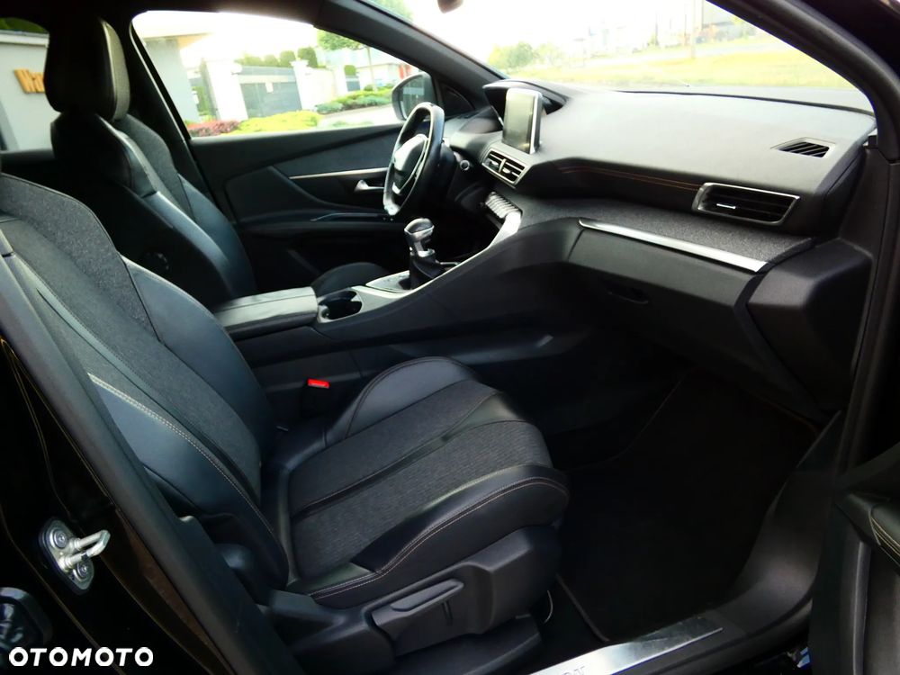 Peugeot 3008 2.0 HDi Premium - 17