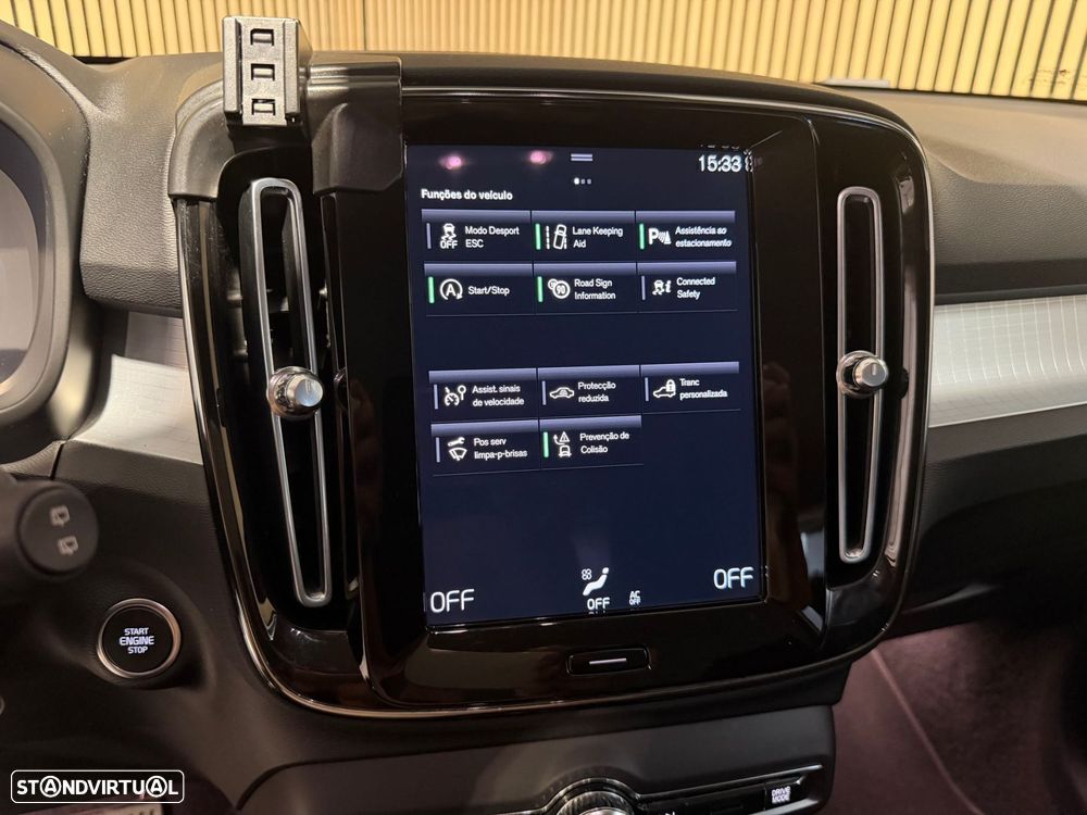 Volvo XC 40 T3 Geartronic Momentum Pro - 12