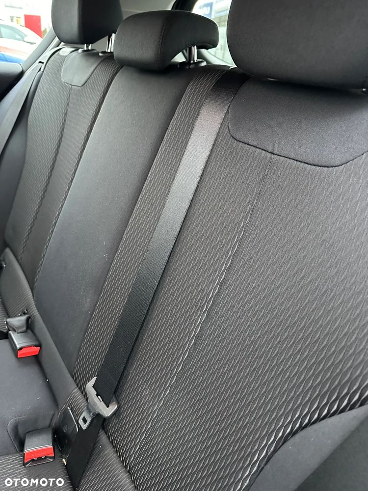 BMW Seria 1 118i - 14