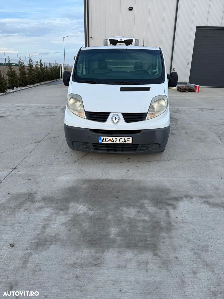 Renault Trafic - 9