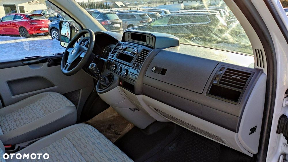 Volkswagen Transporter - 18