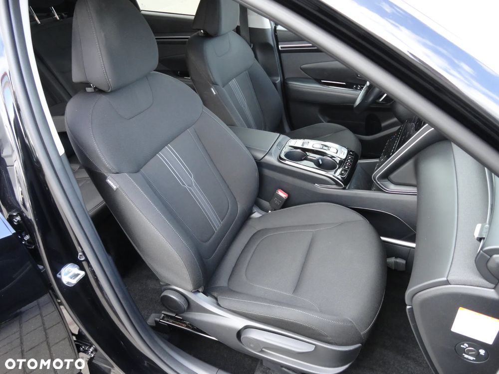 Hyundai Tucson 1.6 T-GDi 48V-Hybrid 4WD DCT Prime - 11