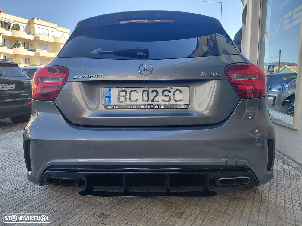 Mercedes-Benz A 45 AMG 4Matic Speedshift 7G-DCT - 3