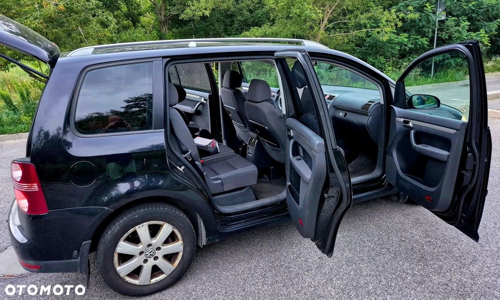 Volkswagen Touran 2.0 TDI Trendline - 13