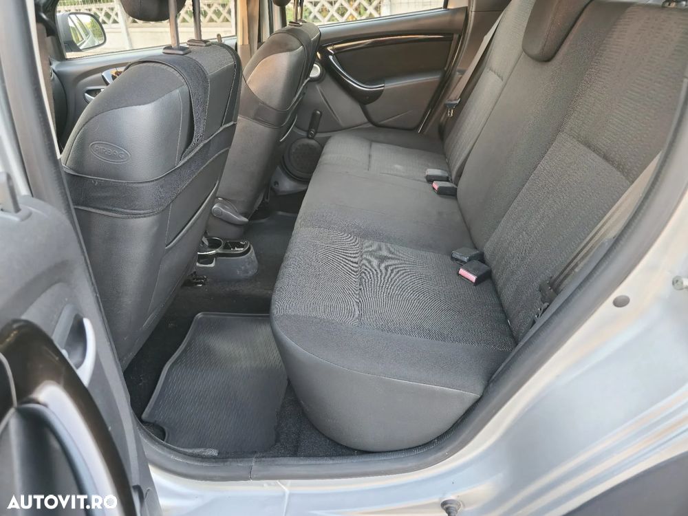 Dacia Duster SCe 115 4x4 Prestige - 7