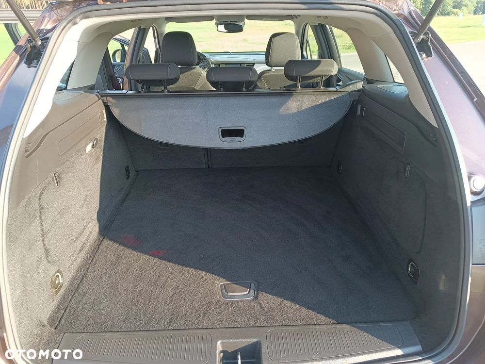 Opel Astra 1.6 D (CDTI) Start/Stop Dynamic - 31