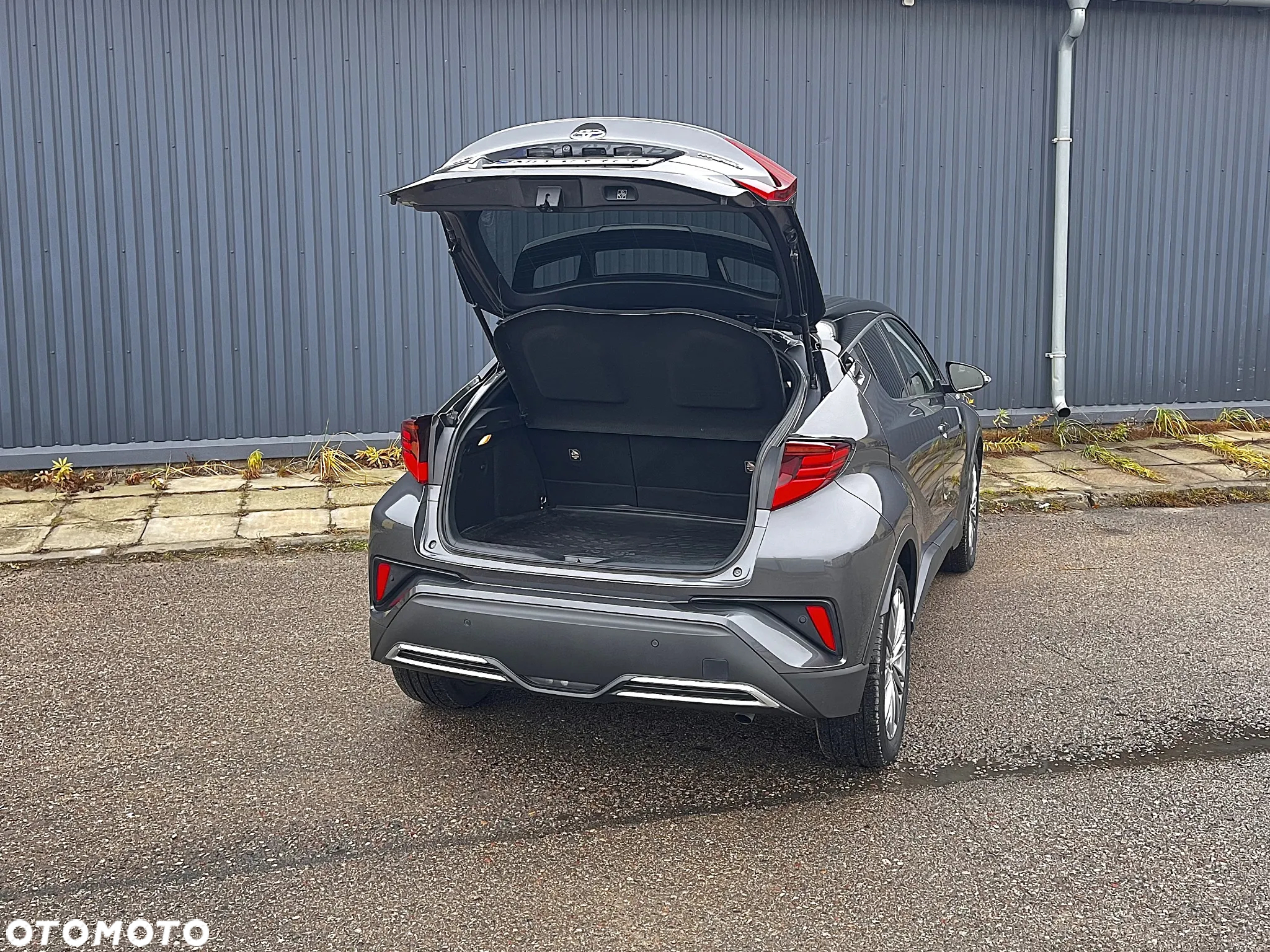 Toyota C-HR - 6