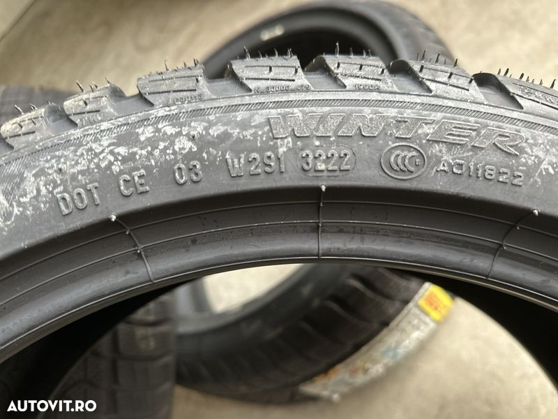 255/35/19 225/40/19 Pirelli Runflat - 4
