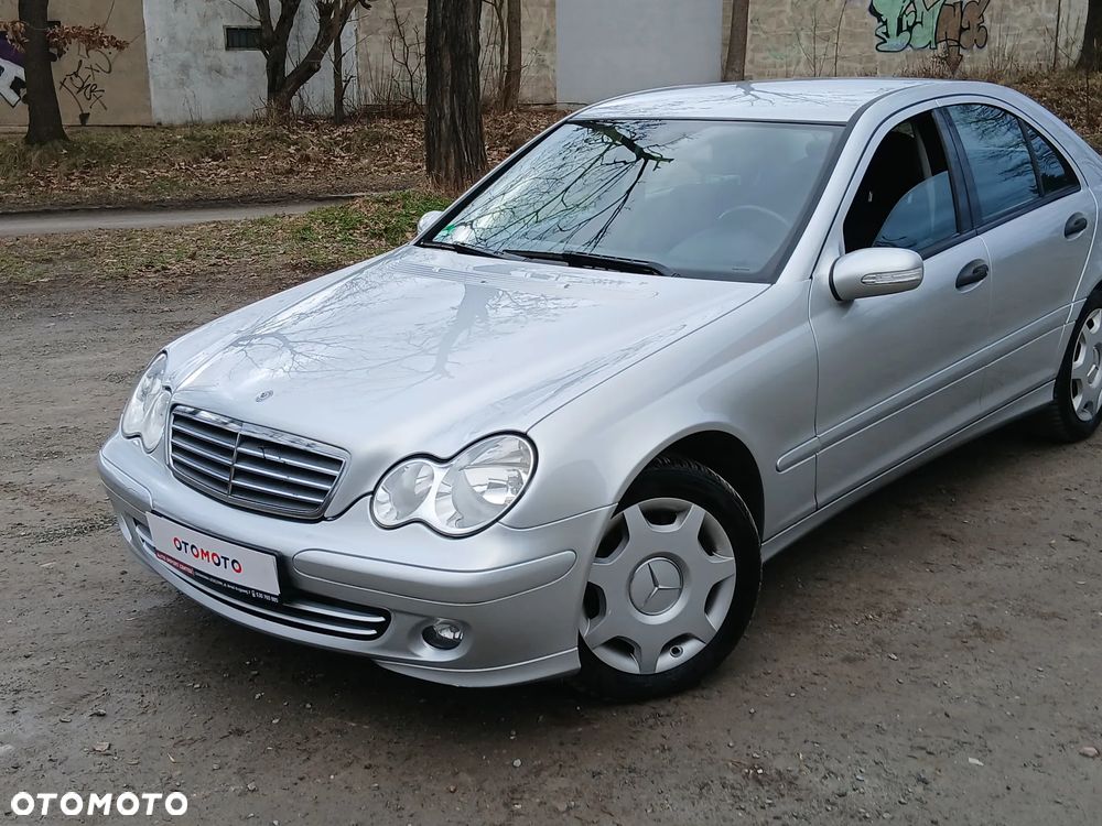 Mercedes-Benz Klasa C 180 Kompressor Classic Starline - 25