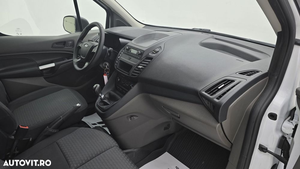 Ford Transit Connect - 20