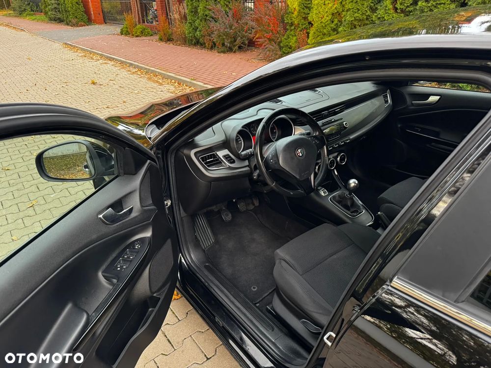 Alfa Romeo Giulietta 1.6 JTDM 16V Business - 14