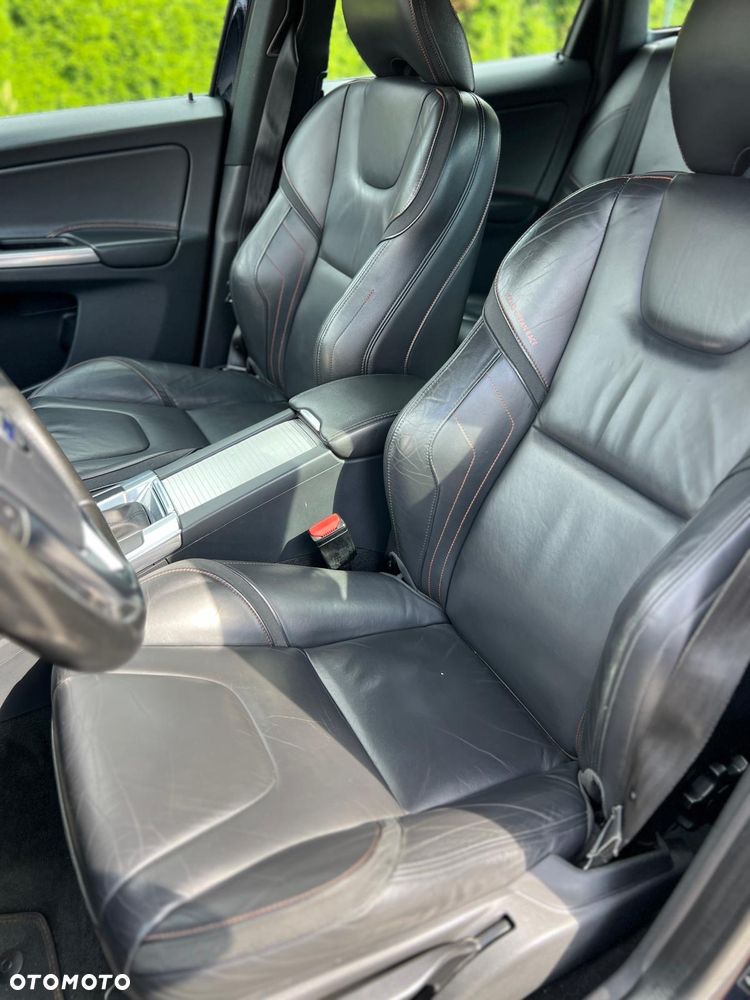 Volvo XC 60 D3 Drive-E Ocean Race - 9