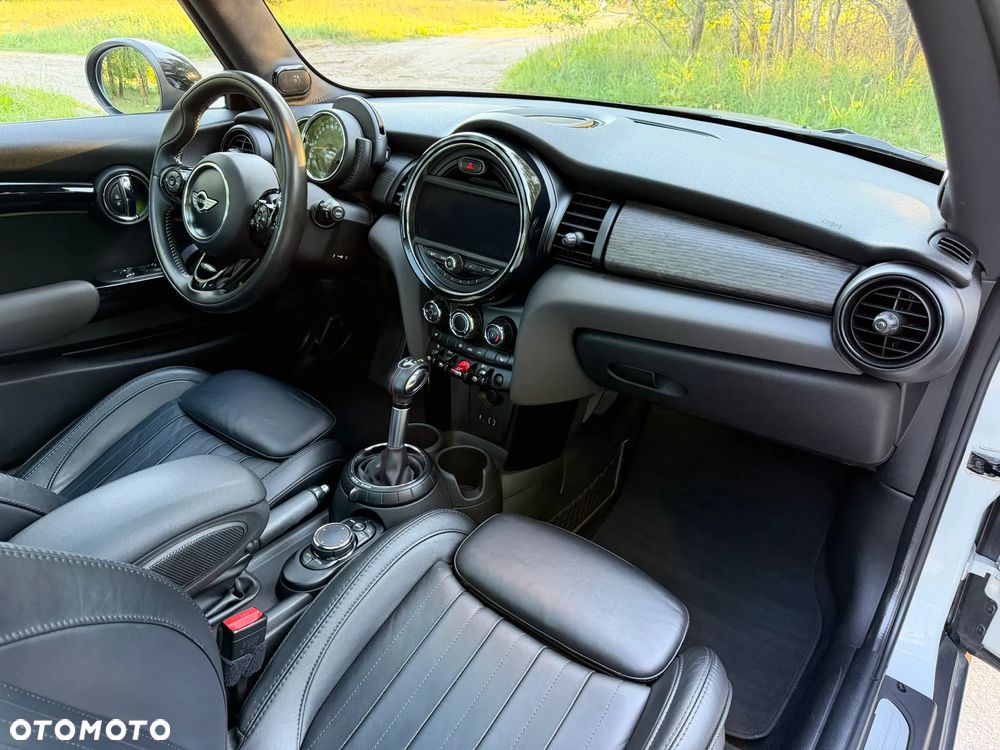 MINI Cooper SD - 16
