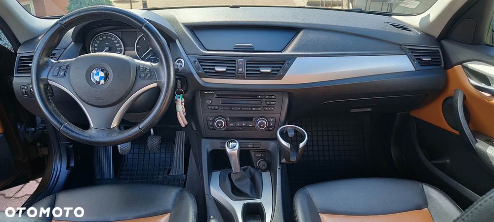 BMW X1 - 8