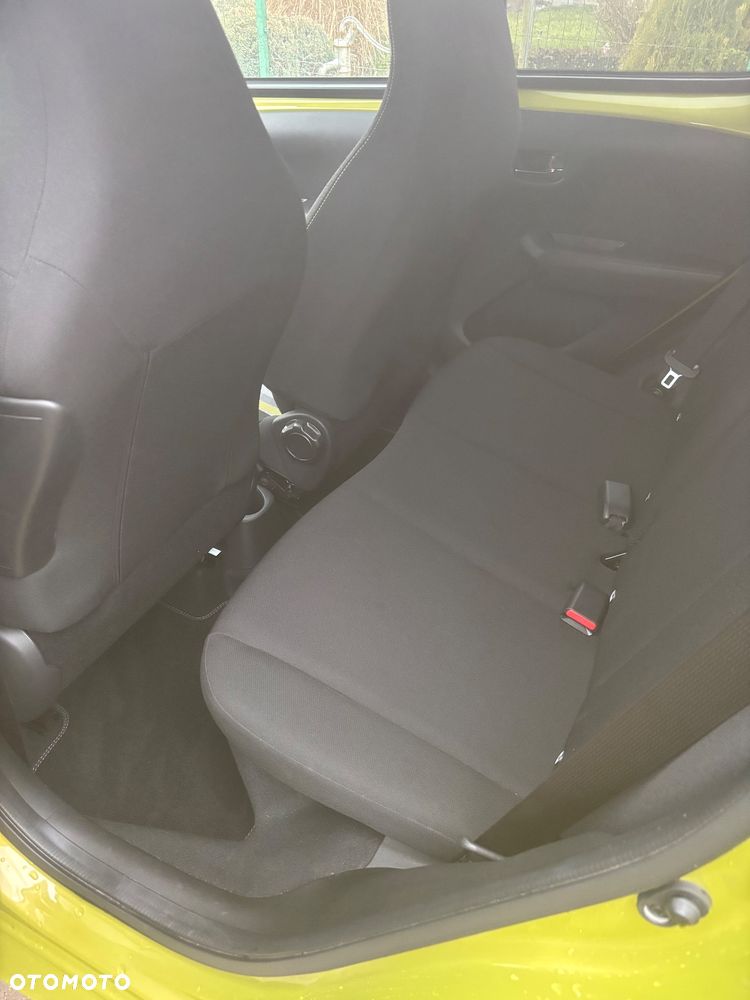 Peugeot 108 VTI 72 Top Allure - 11