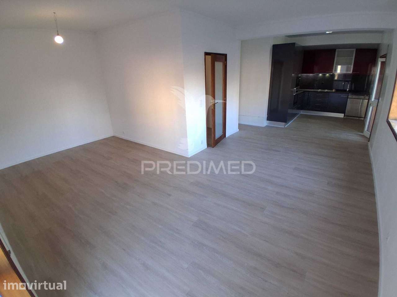 Apartamento T2 remodelado em Baguim do Monte junto ao metro - Grande imagem: 2/19