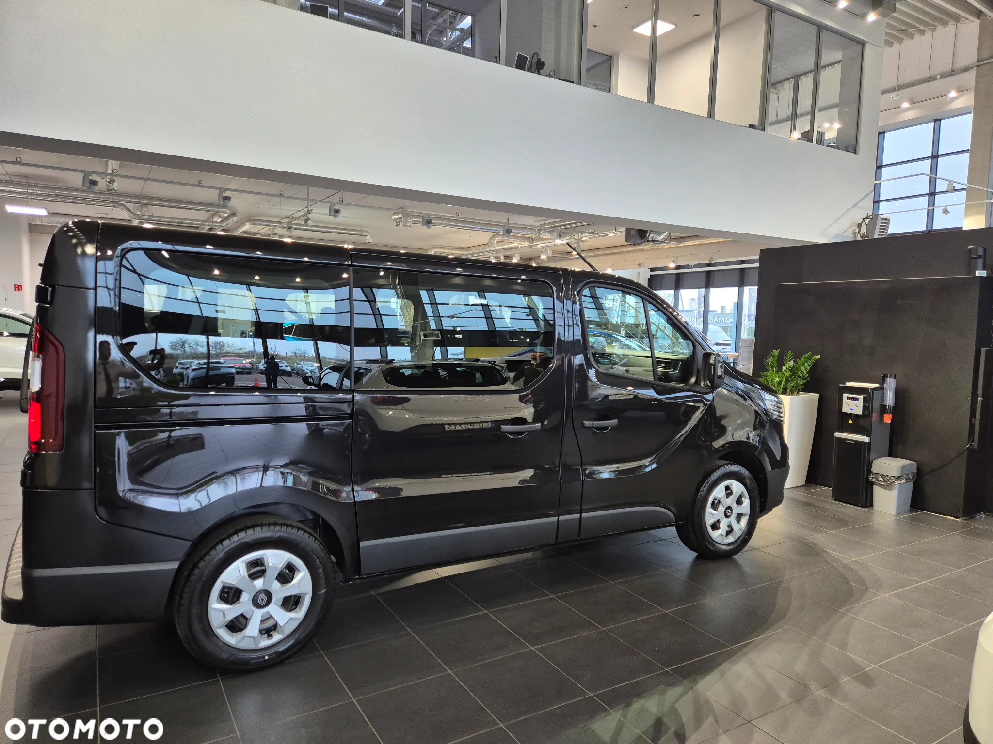 Renault Trafic - 9
