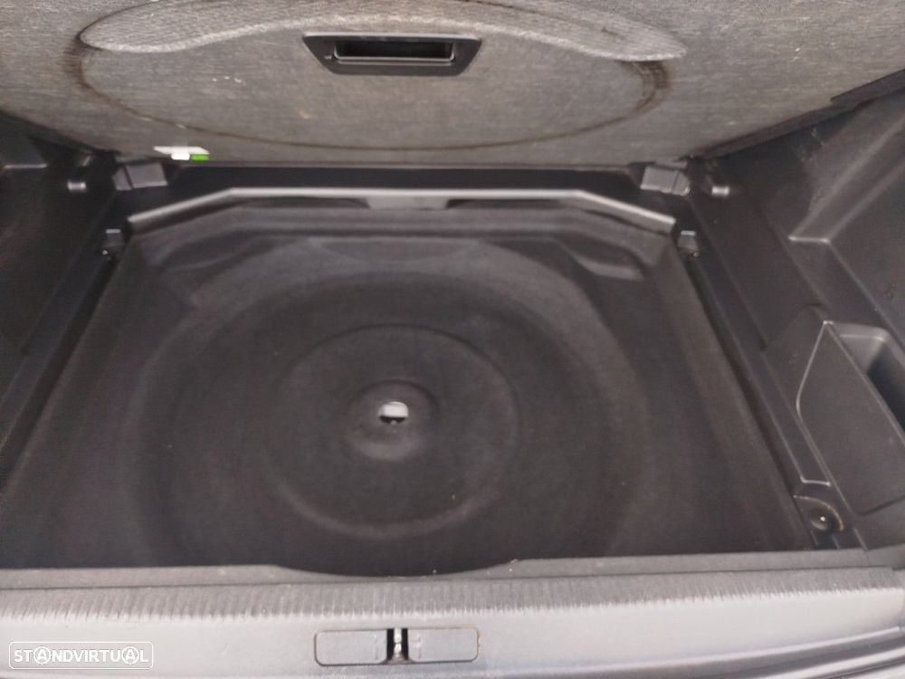 Peugeot 3008 1.2 PureTech GT Line Grip Control EAT6 - 26