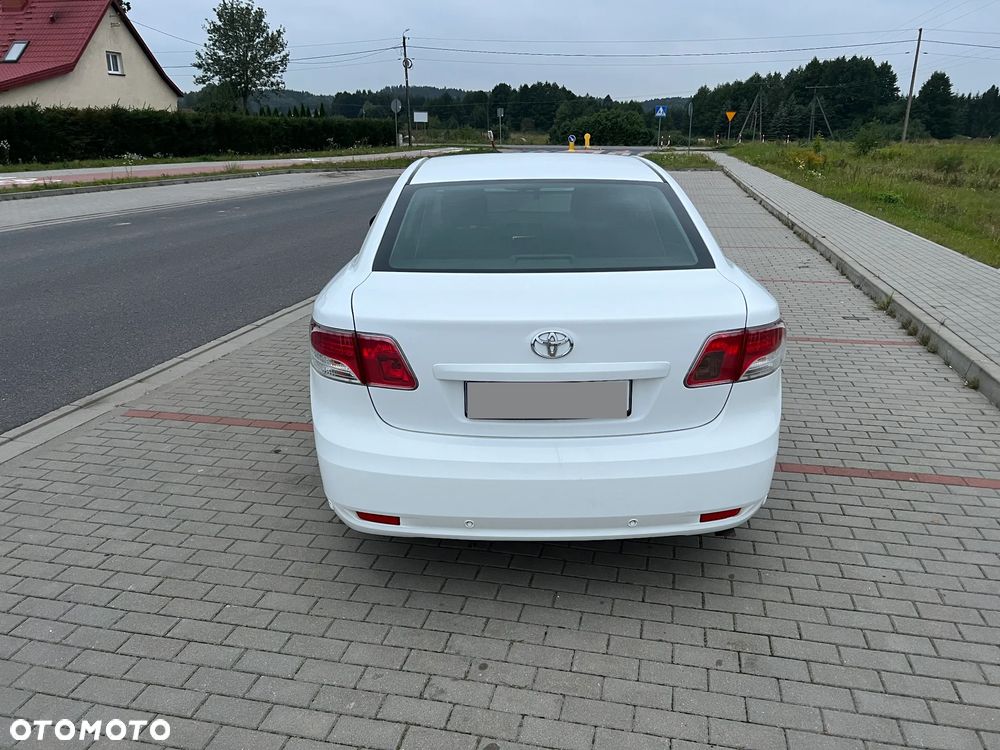 Toyota Avensis 2.2 D-4D Premium - 5