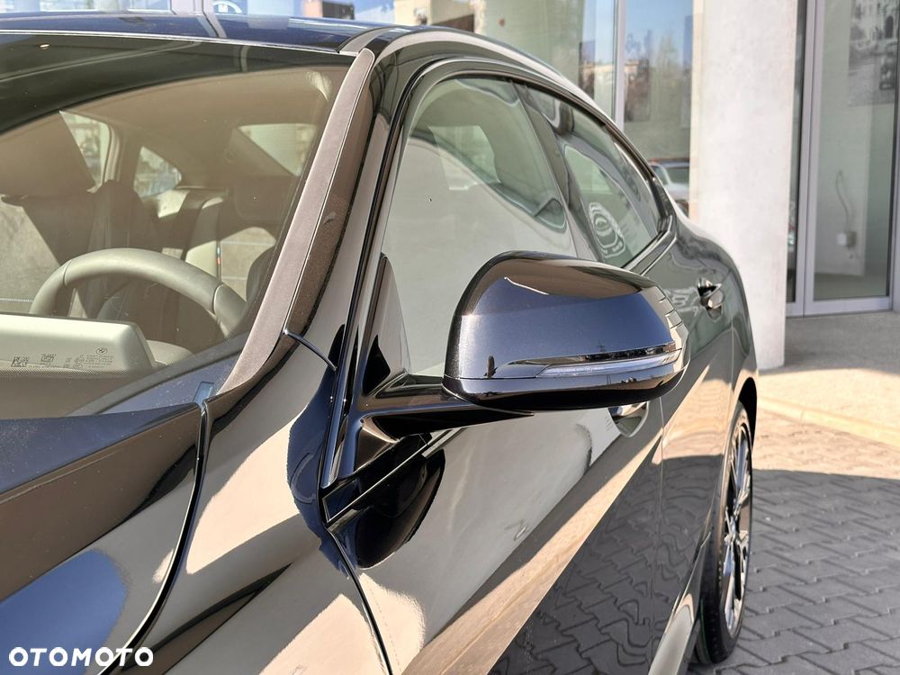 BMW Seria 2 220i mHEV - 5