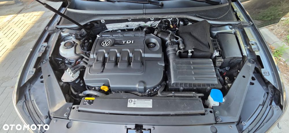 Volkswagen Passat Variant 2.0 TDI BMT Highline DSG - 41