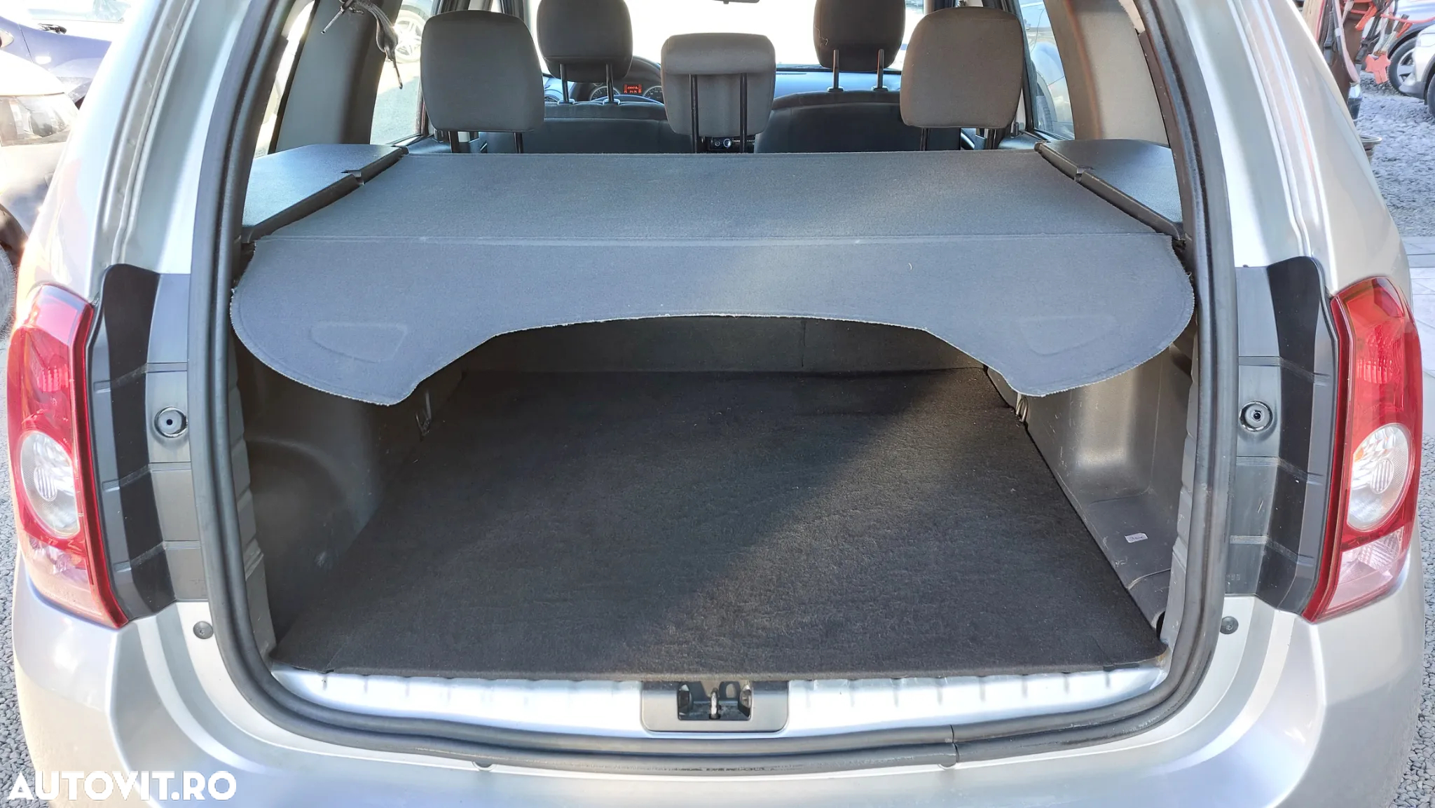 Dacia Duster 1.5 dCi 4x4 Laureate - 11