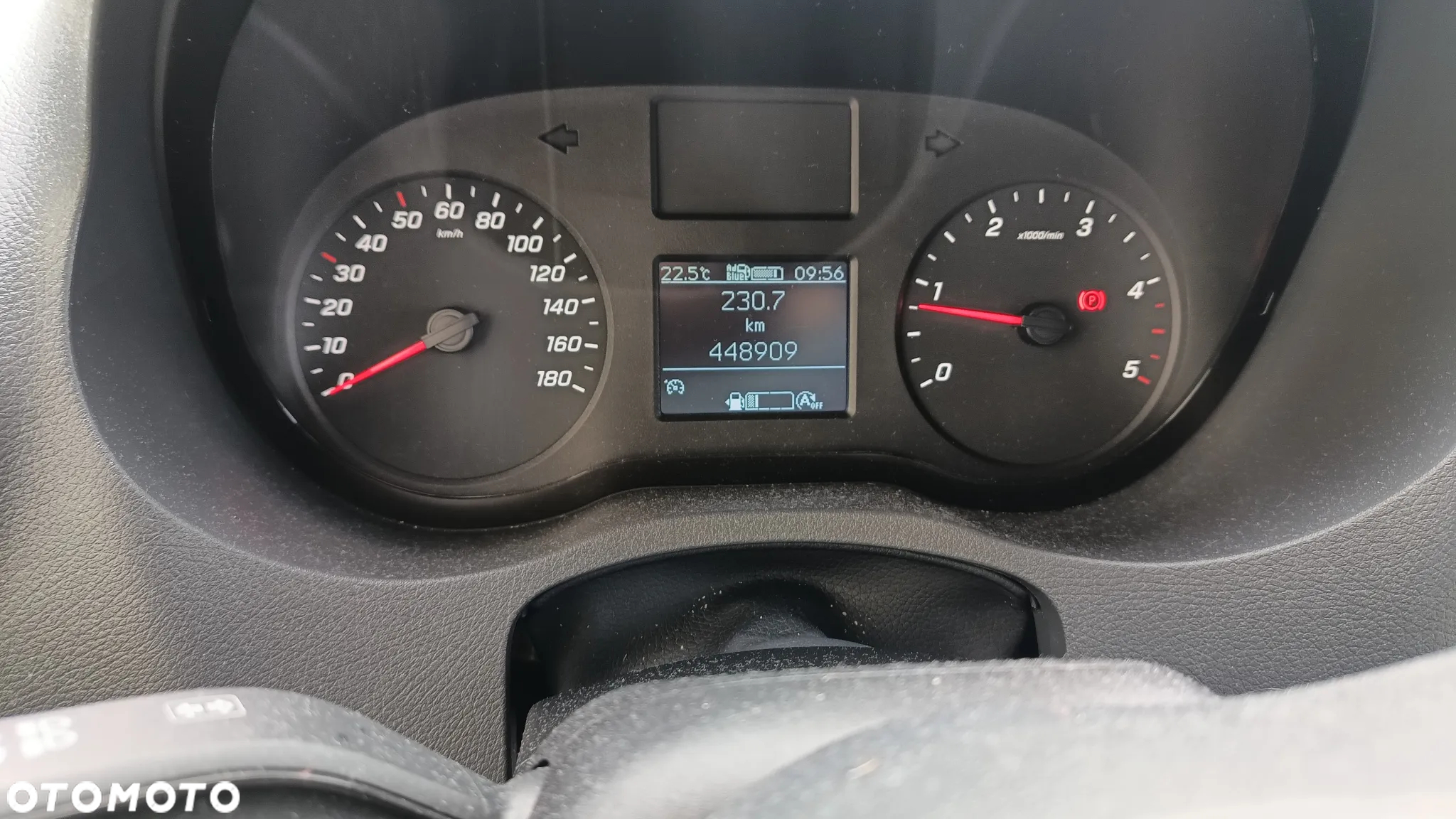 Mercedes-Benz Sprinter 317 - 7