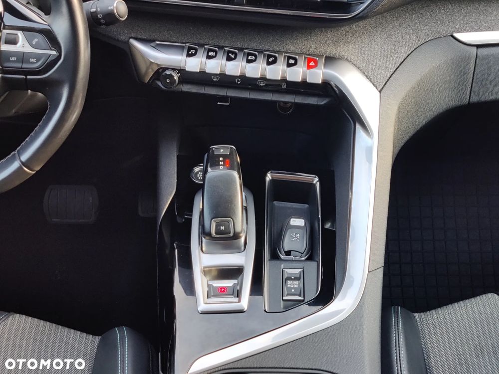 Peugeot 5008 BlueHDi 130 EAT8 Allure - 12